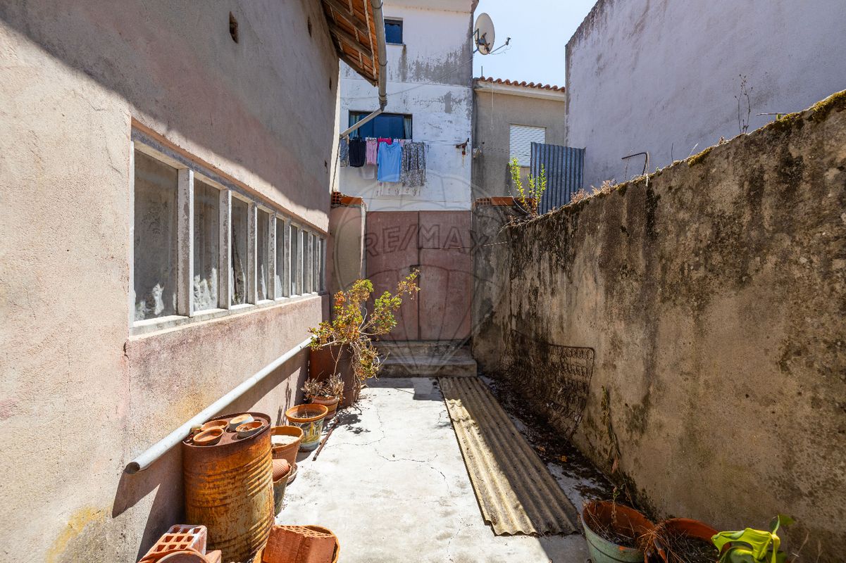 2 bedrooms House in Batalha, Portugal No. 30007