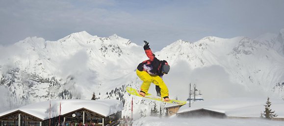 Дом с 3 спальнями в Далас, Австрия № 140208 10