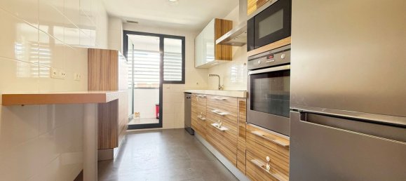 3 bedrooms Apartment in Andalusia, Spain No. 170679 4