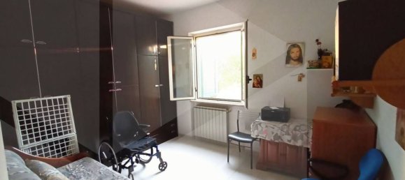 4 rooms Apartment in Termoli, Italy No. 25435 15