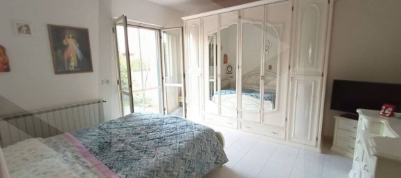 4 rooms Apartment in Termoli, Italy No. 25435 13