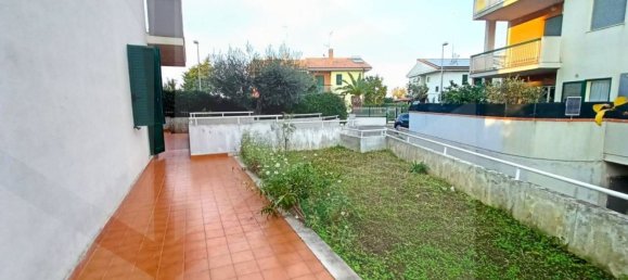 4 rooms Apartment in Termoli, Italy No. 25435 24