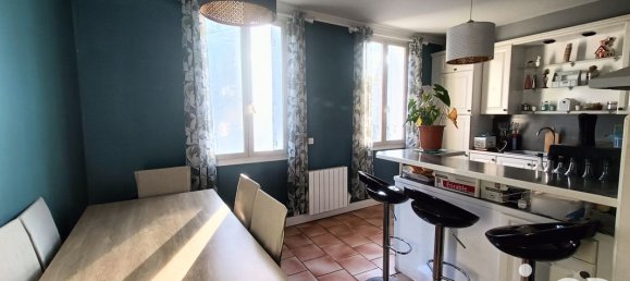 4 bedrooms Apartment in Nogent-le-Roi, France No. 45790 3