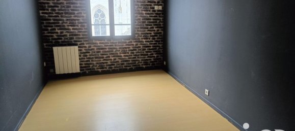 4 bedrooms Apartment in Nogent-le-Roi, France No. 45790 11