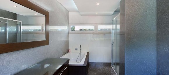 4 bedrooms House in Almada, Portugal No. 122167 18