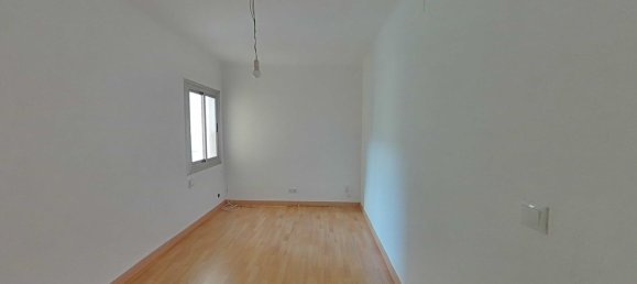 3 bedrooms Apartment in Badalona, Spain No. 160826 10