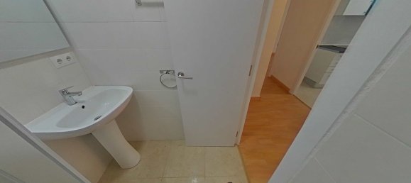 3 bedrooms Apartment in Badalona, Spain No. 160826 3
