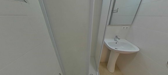 3 bedrooms Apartment in Badalona, Spain No. 160826 4