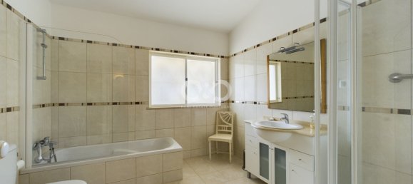 4 غرف نوم فيلا في Luz, Portugal رقم 138940 8