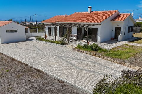 3 bedrooms House in Aljezur, Portugal No. 303678