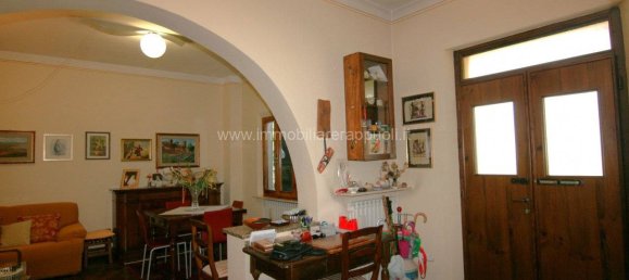 2 Schlafzimmer Wohnung in Sinalunga, Italy, Nr. 141223 3