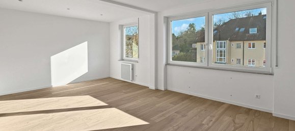 3 Schlafzimmer Doppelhaus in Stuttgart, Germany, Nr. 43572 4