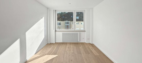 3 Schlafzimmer Doppelhaus in Stuttgart, Germany, Nr. 43572 5