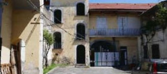 7 rooms Apartment in Frattaminore, Italy No. 10204 15