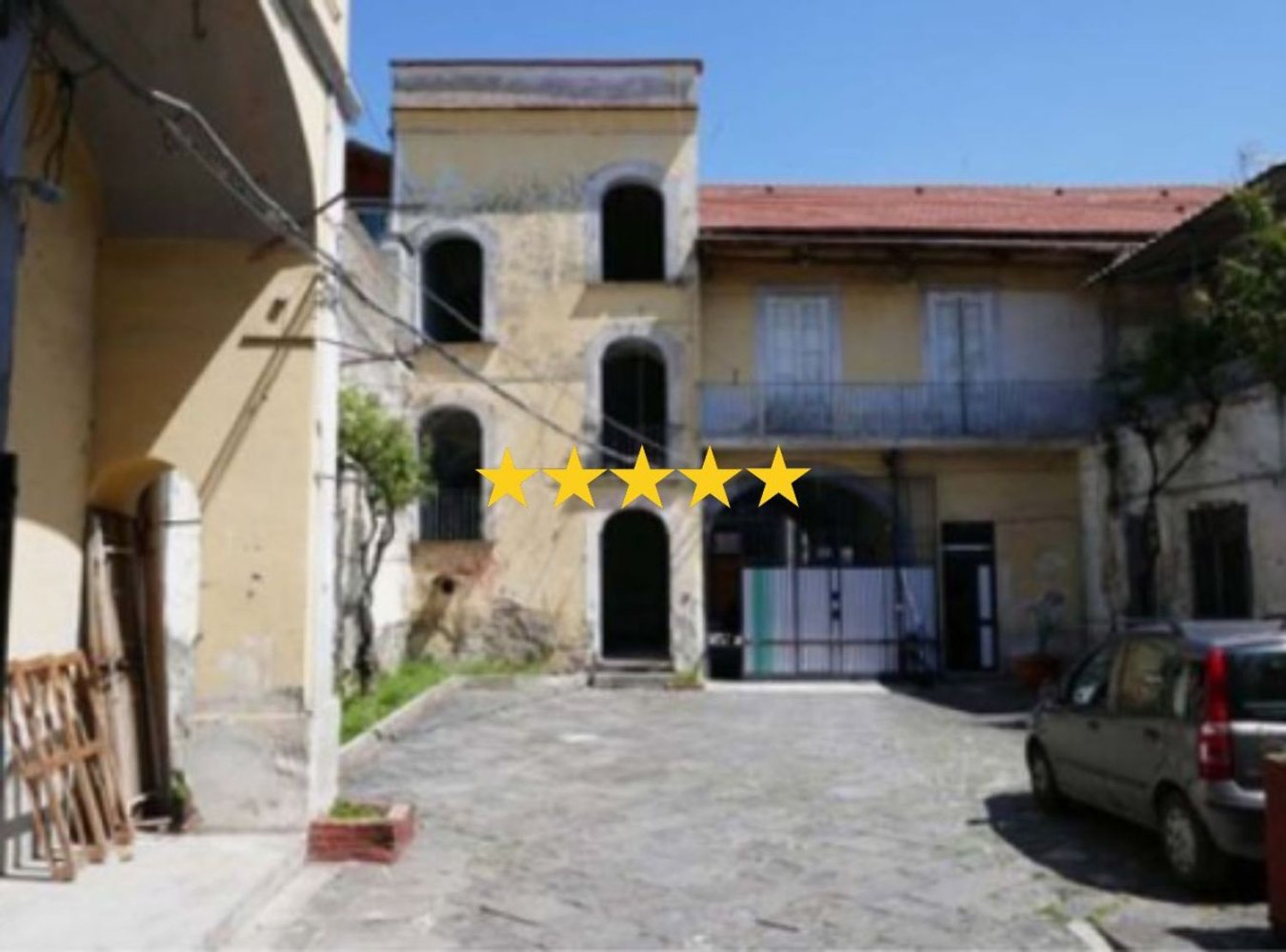 7 rooms Apartment in Frattaminore, Italy No. 10204