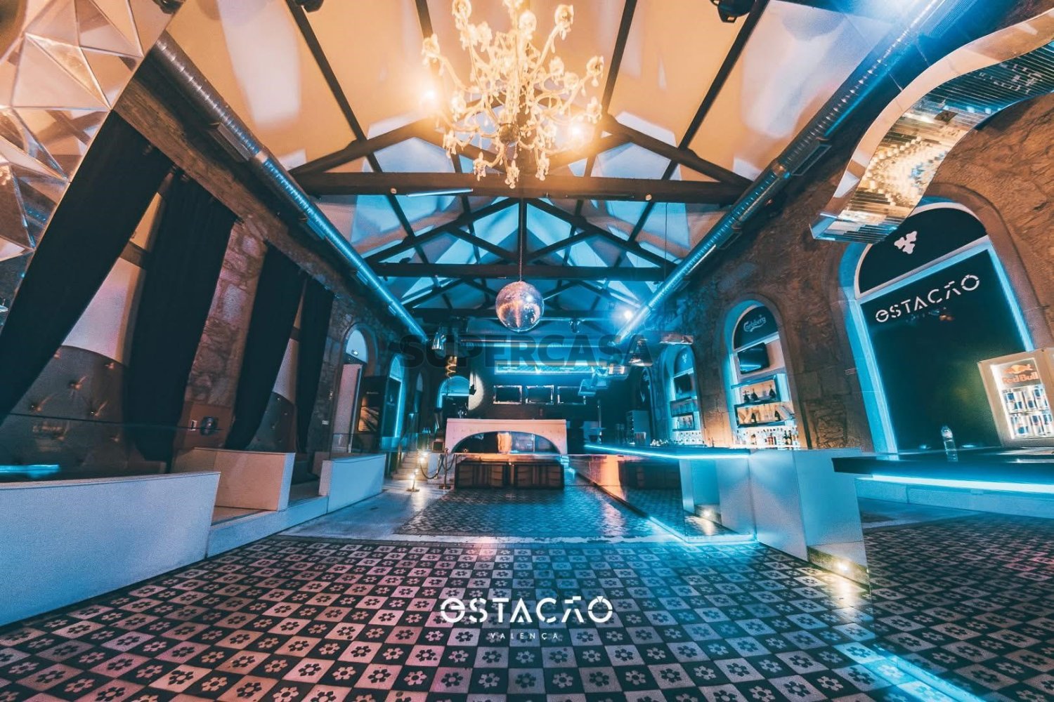 595m² Commercial property in Valenca, Portugal No. 283323