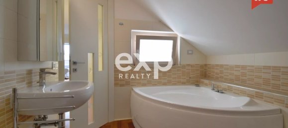 Apartamento de 2 dormitorios en Vasto, Italy No. 108153 17