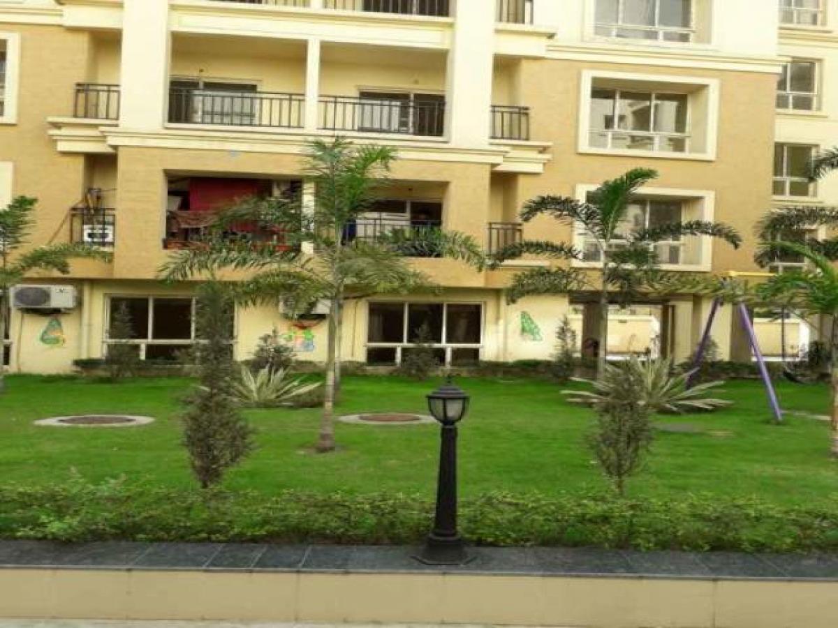 Casa de 3 dormitorios en Kolkata, India No. 6800