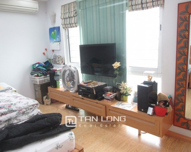 3 bedrooms Apartment in Tay Ho, Vietnam No. 247