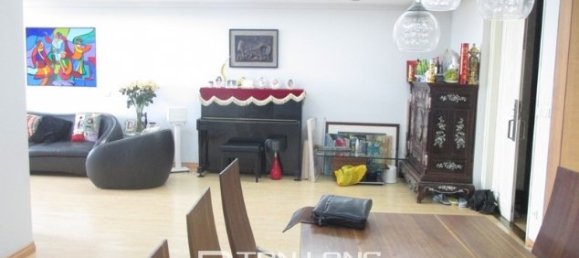 3 bedrooms Apartment in Tay Ho, Vietnam No. 247 6