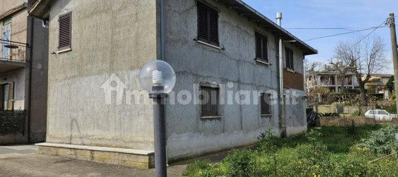 2 Schlafzimmer Haus in Giove, Italy, Nr. 208984 10