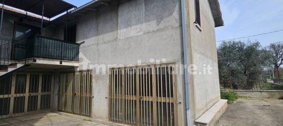 2 Schlafzimmer Haus in Giove, Italy, Nr. 208984 17