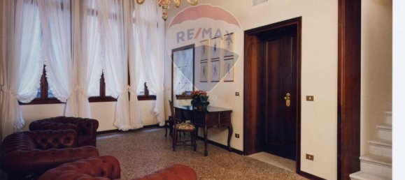 1 bedroom Apartment in Venice, Italy No. 170704 4