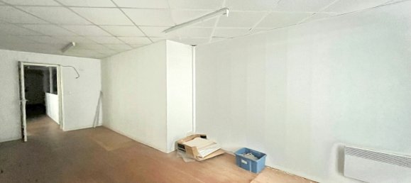 Gewerbliche Immobilie in Wattignies, France 170m², Nr. 68560 4