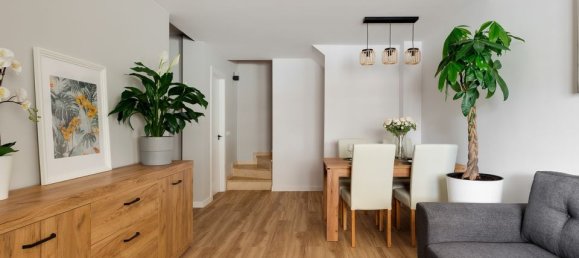 3 bedrooms Townhouse in Alicante, Spain No. 152266 2