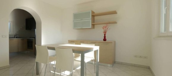 Casa de 8 habitaciónes en Udine, Italy No. 39397 18