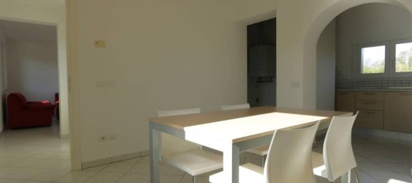 Casa de 8 habitaciónes en Udine, Italy No. 39397 23