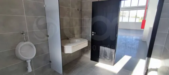 464m² Warehouse in Loures, Portugal No. 88283 29