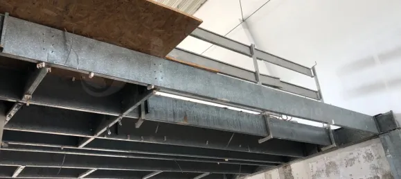 464m² Warehouse in Loures, Portugal No. 88283 6