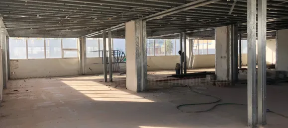 464m² Warehouse in Loures, Portugal No. 88283 3