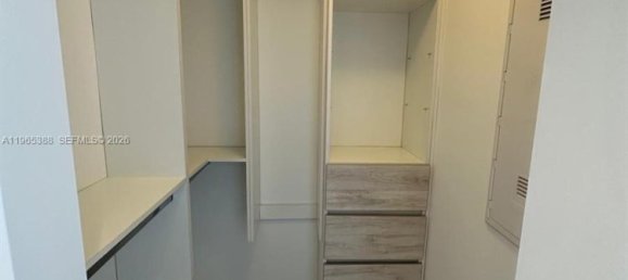 1 dormitorio propiedad comercial en venta en Miami, Miami-Dade, Florida, USA № 614367 12