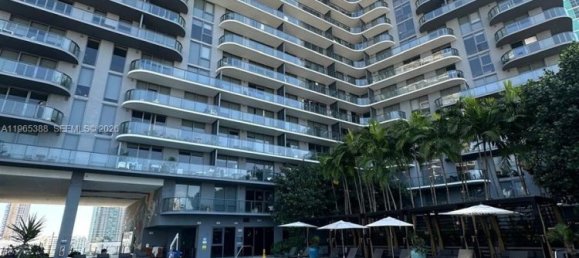 1 dormitorio propiedad comercial en venta en Miami, Miami-Dade, Florida, USA № 614367 17