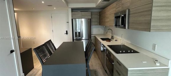 1 dormitorio propiedad comercial en venta en Miami, Miami-Dade, Florida, USA № 614367 5