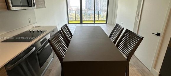 1 dormitorio propiedad comercial en venta en Miami, Miami-Dade, Florida, USA № 614367 6