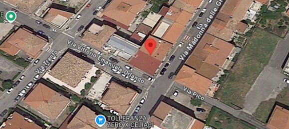 6 rooms Apartment in Fondi, Italy No. 202827 4