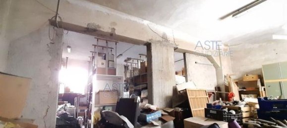 6 rooms Apartment in Fondi, Italy No. 202827 10