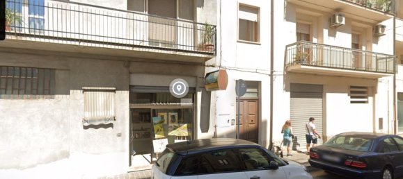 6 rooms Apartment in Fondi, Italy No. 202827 2