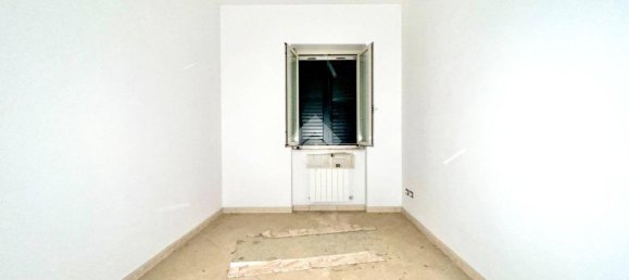 3 Schlafzimmer Villa in Terracina, Italy, Nr. 280892 6