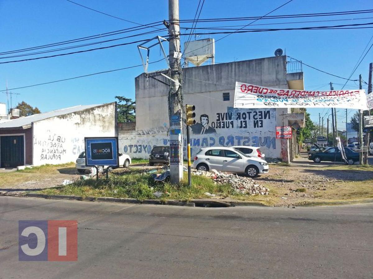 133m² Land in Ituzaingo, Argentina No. 111042