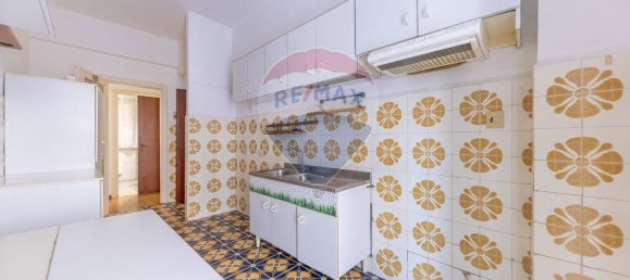 3 bedrooms Apartment in Rome, Italy No. 371516 17