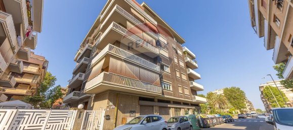 3 bedrooms Apartment in Rome, Italy No. 371516 41