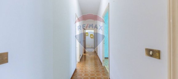 3 bedrooms Apartment in Rome, Italy No. 371516 13