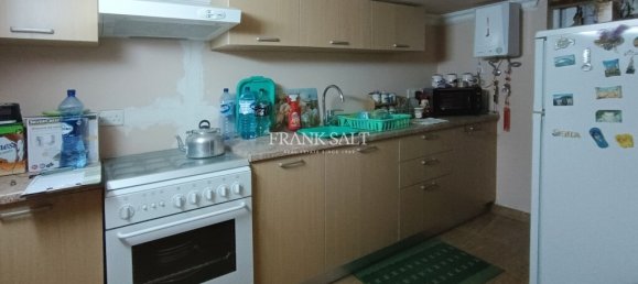  Shop in Zebbug, Malta No. 13202 4