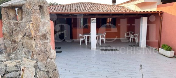 Дом с 3 спальнями в Санта Тереза Галлура, Италия № 146084 3