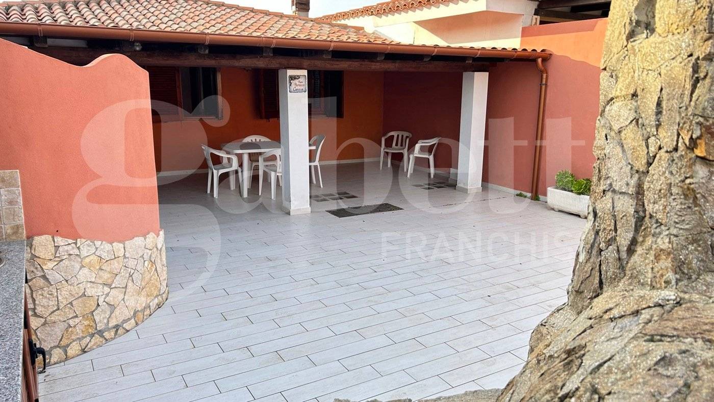 Дом с 3 спальнями в Санта Тереза Галлура, Италия № 146084