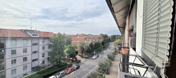 Квартира с 3 комнатами в Милан, Италия № 241988 18